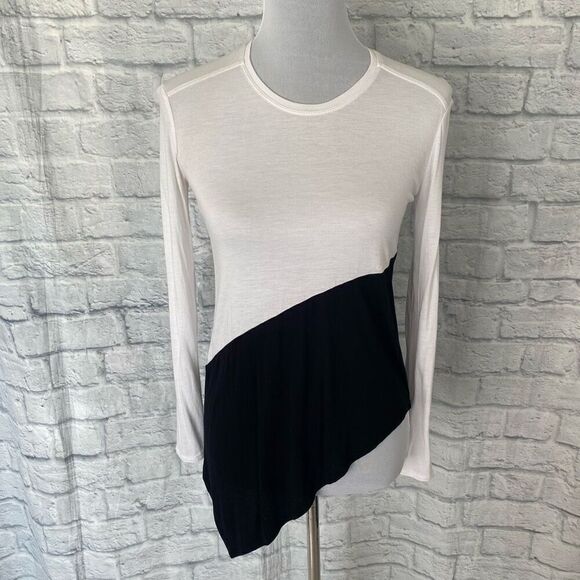 BCBGMaxazria women XXS colorblock Longsleeve scoopneck asymmetrical top - Picture 1 of 12